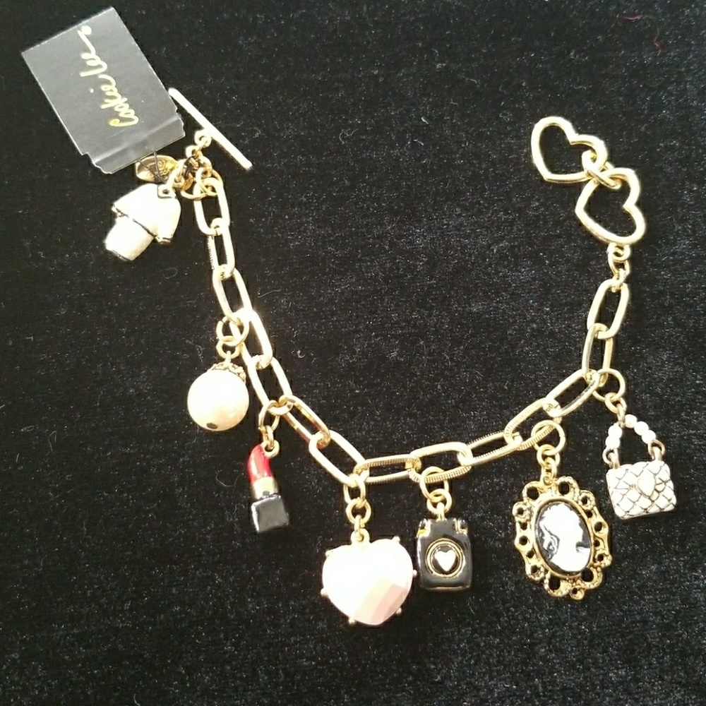 Charm bracelet